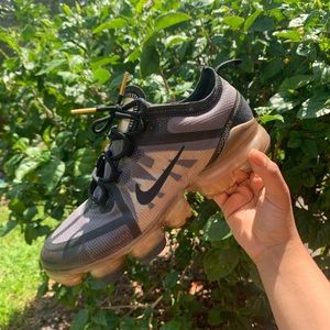 NIKE Air Vapormax